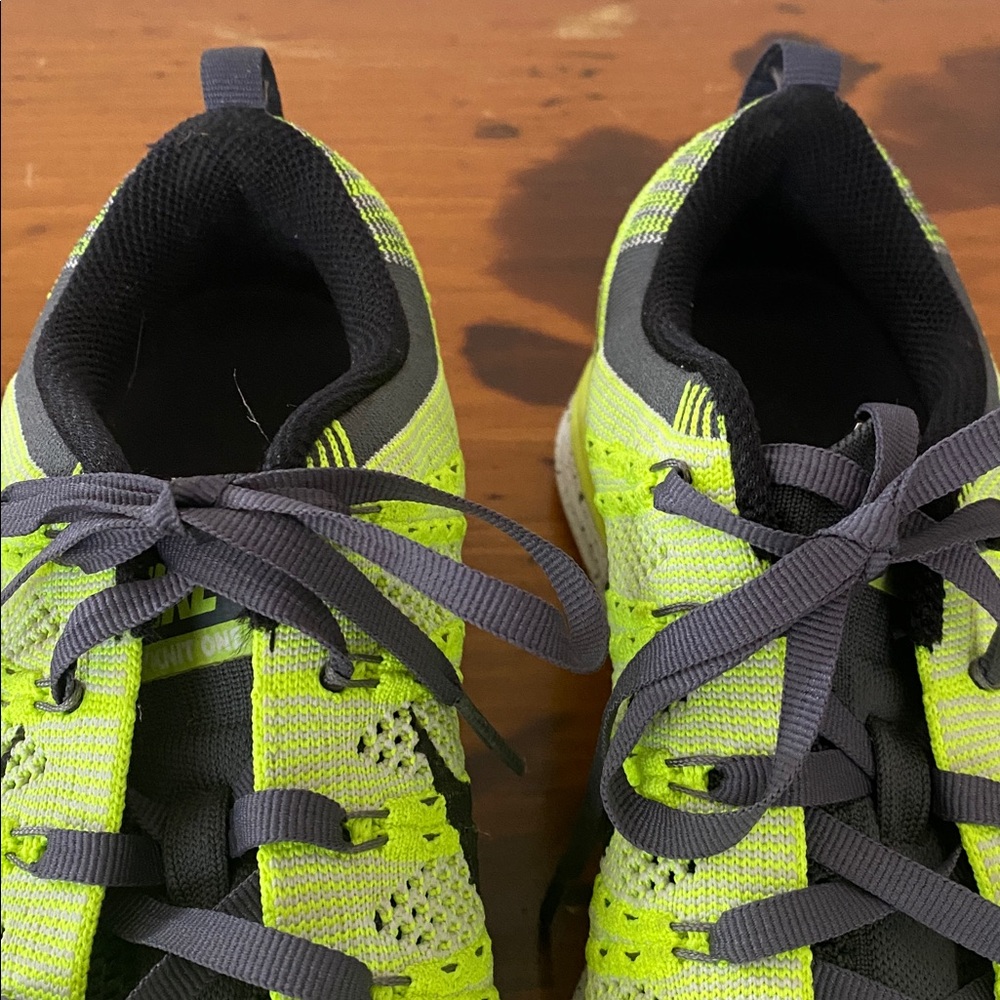 Womens Nike flyknit lunar 1+ running shoe in volt yellow and black colorway 7.5 - Picture 8 of 13